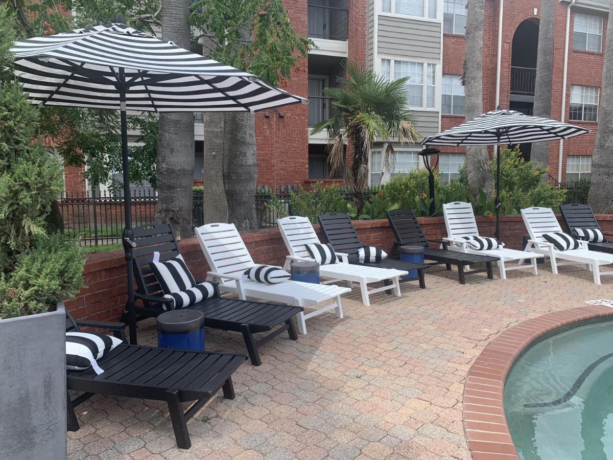 Spacious 2Br&2Ba Med Center Apt, Free Parking&Shuttle Houston Exteriör bild